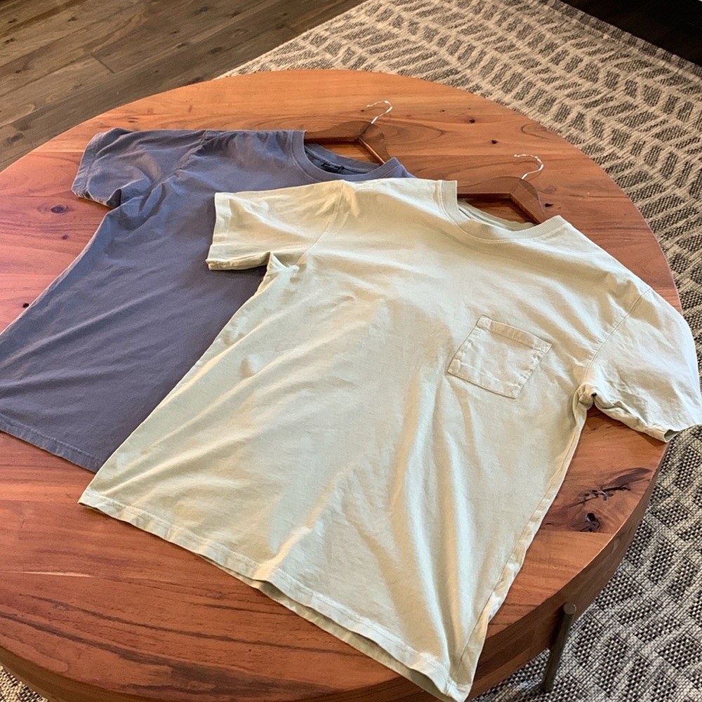 📶 2 pack used in Good condition mens loose fit size M